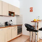Corvin Gem2 With Parking דירה *