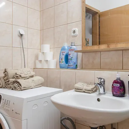 Corvin Gem2 With Parking Apartament Budapeszt